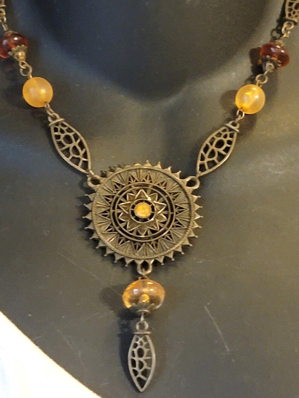Vintage Bronze Pendant Necklace Tribal Sunburst Amber Lucite Boho br01-36